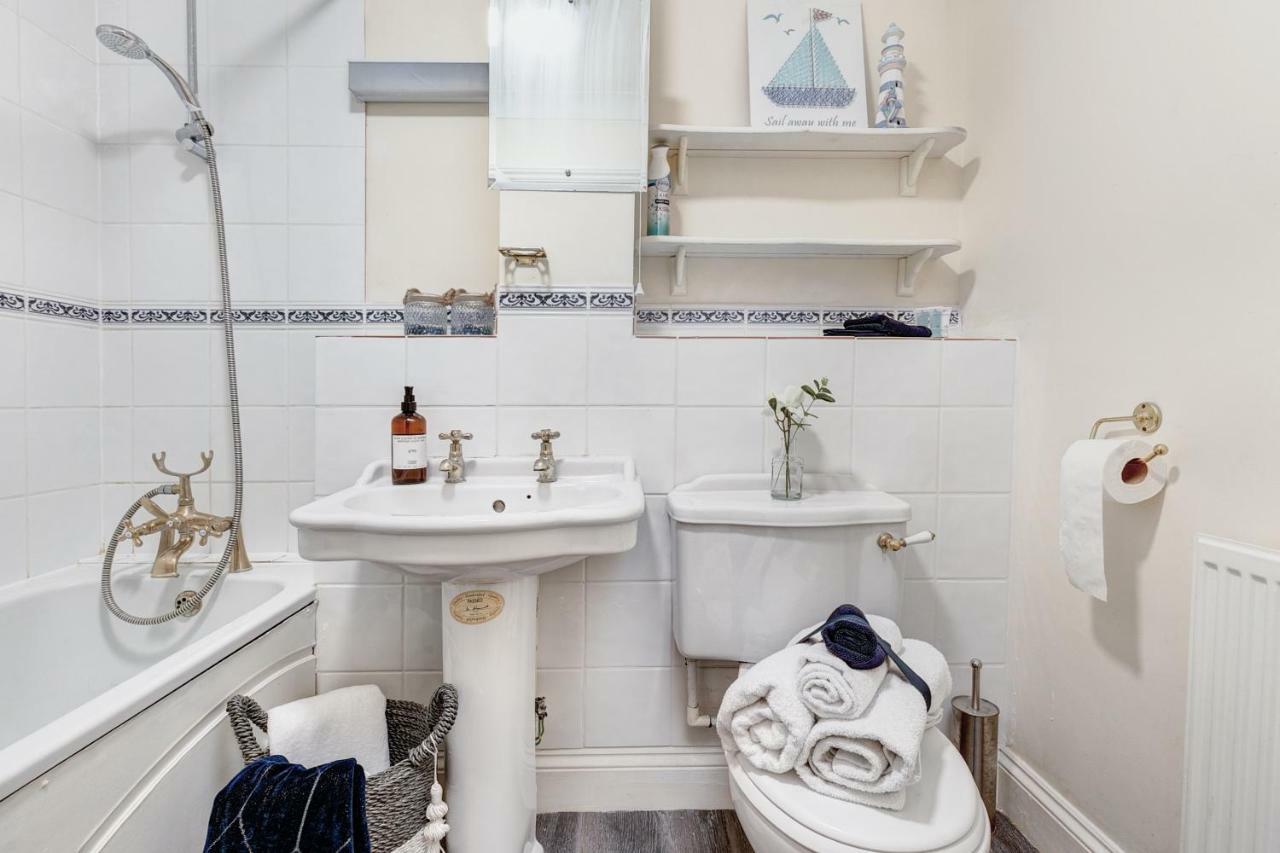 Stylish Cottage - Parking - Garden - Sleeps 6 Cambridge  Ngoại thất bức ảnh